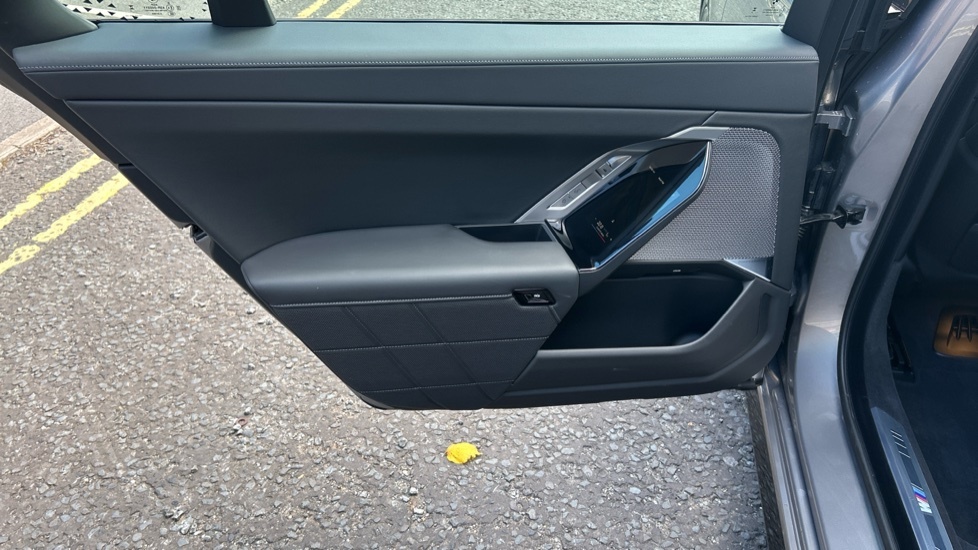 BMW i7 335Kw Edrive50 Excellence 105.7Kwh Blue #37