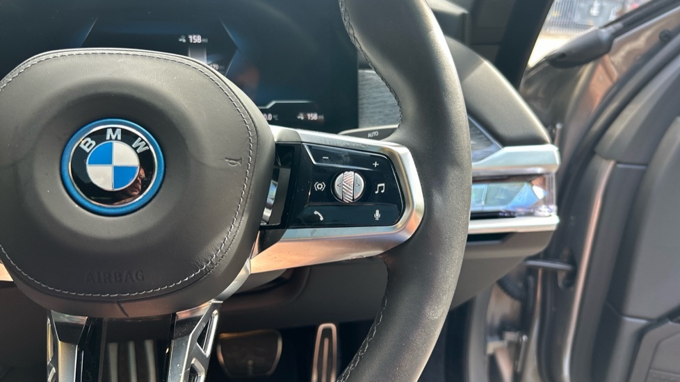BMW i7 335Kw Edrive50 Excellence 105.7Kwh Blue #18