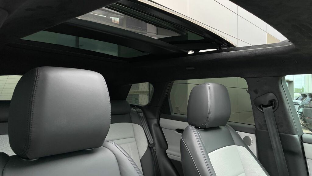 Land Rover Range Rover Evoque P270e 12.17Kwh Edition Euro 6 Black #38