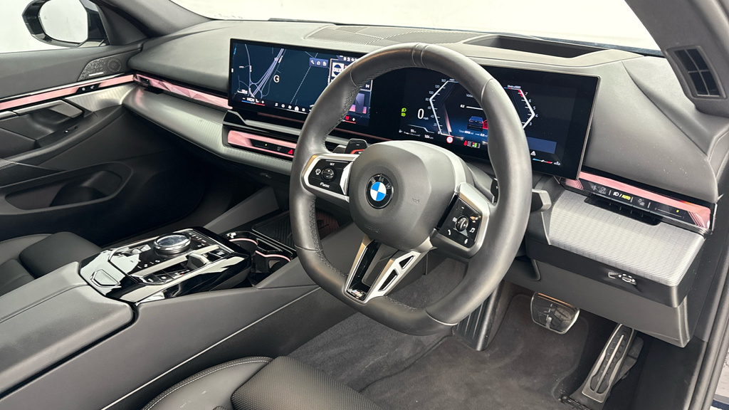 BMW 5 Series 530E M Sport Touring Grey #6
