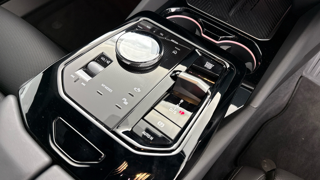 BMW 5 Series 530E M Sport Touring Grey #10