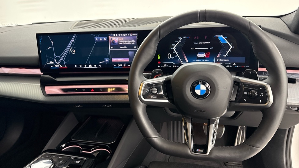 BMW 5 Series 550E Xdrive M Sport Pro 2025 Red #5