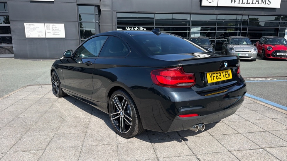 BMW 2 Series Gran Coupe 1.5 218I Gpf Sport Coupe 136 Ps Black #39