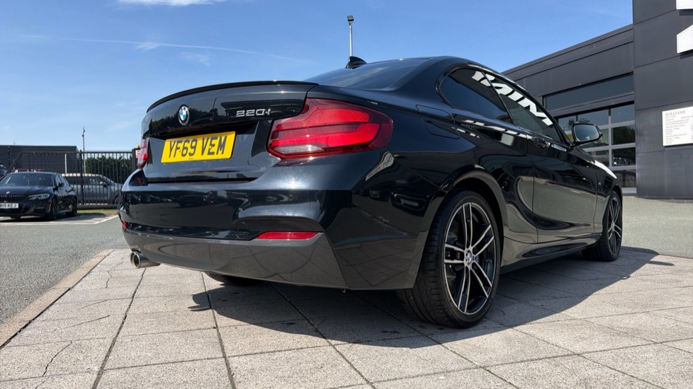 BMW 2 Series Gran Coupe 1.5 218I Gpf Sport Coupe 136 Ps Black #41