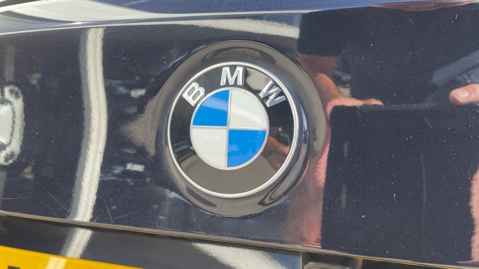 BMW 5 Series 2020 2.0 520D Mht M Sport Touring Hybri Grey #48