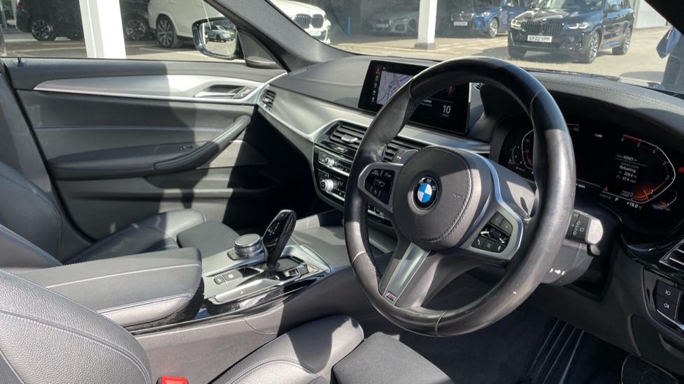 BMW 5 Series 2020 2.0 520D Mht M Sport Touring Hybri Grey #6