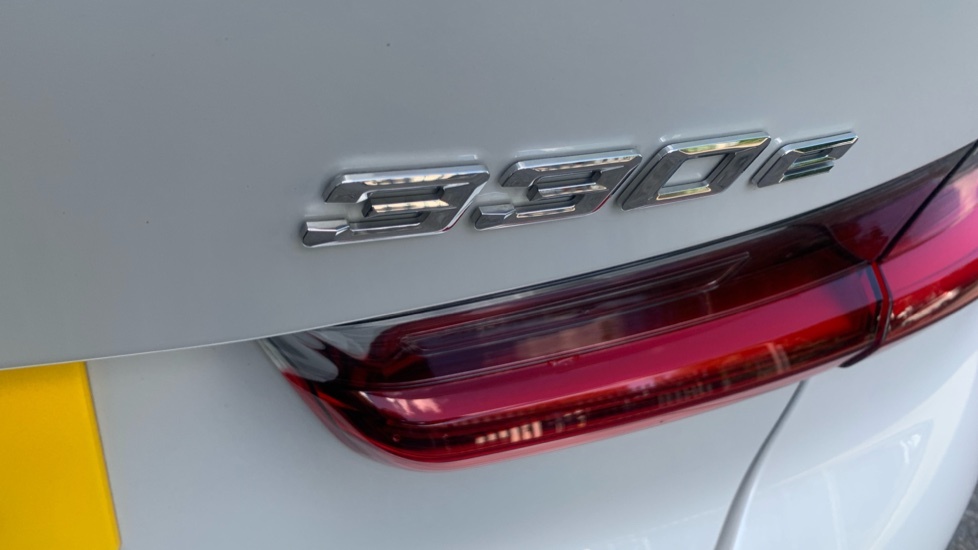 BMW 3 Series 320I M Sport Touring Euro 6 White #41