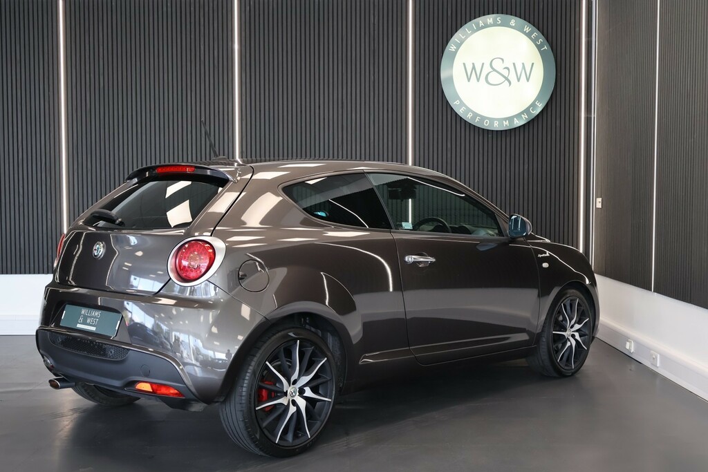 Alfa Romeo MiTo Twinair Distinctive 3-Door Red #13