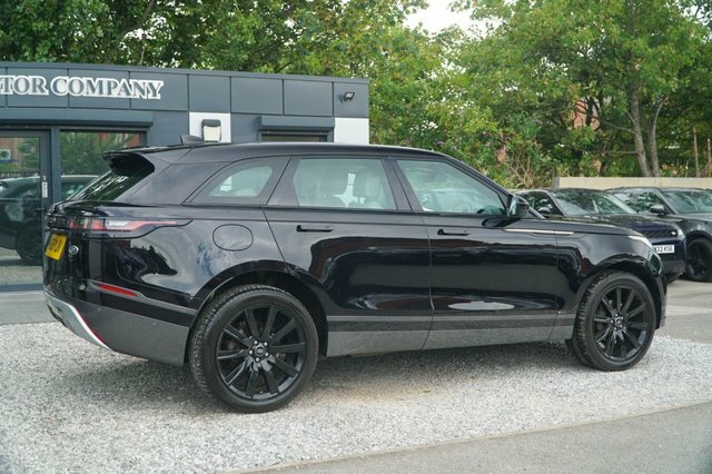 Land Rover Range Rover Velar 2018 2.0 D180 R-dynamic Hse Suv 4W Black #6