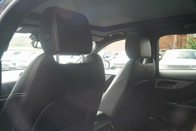 Jaguar F-Pace 3.0 V6 S Suv Awd Euro 6 Ss 380 Red #25