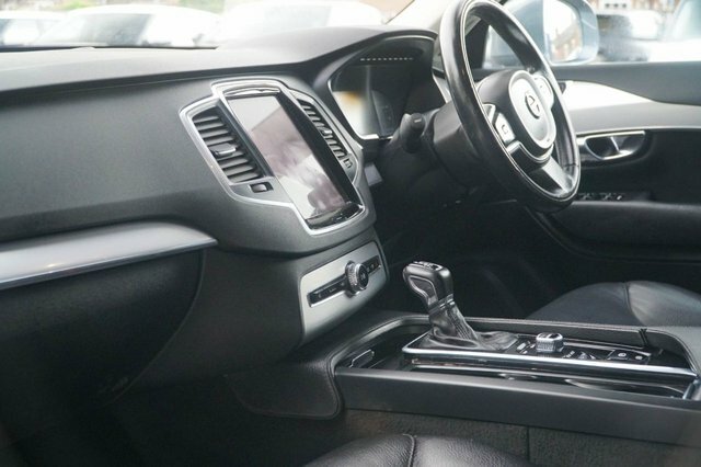 Volvo XC90 2.0 D5 Momentum Awd Geartronic Grey #18