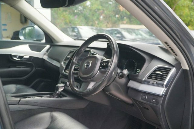 Volvo XC90 2.0 D5 Momentum Awd Geartronic Grey #42