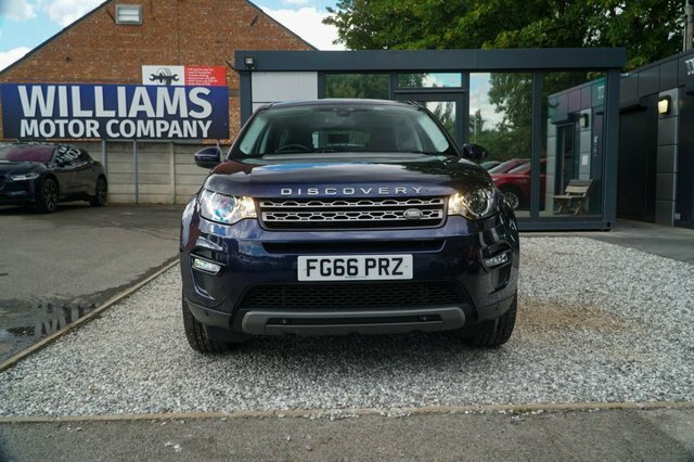 Land Rover Discovery Sport Se Tech Grey #13