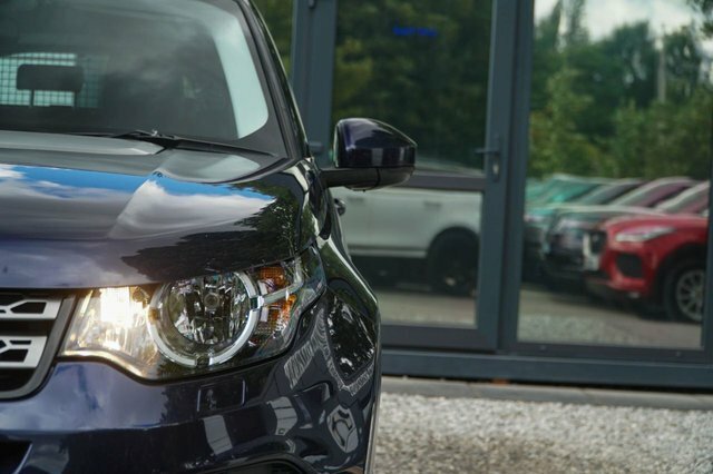 Land Rover Discovery Sport Se Tech Grey #15