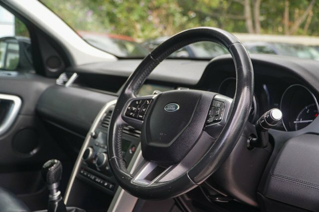 Land Rover Discovery Sport Se Tech Grey #48