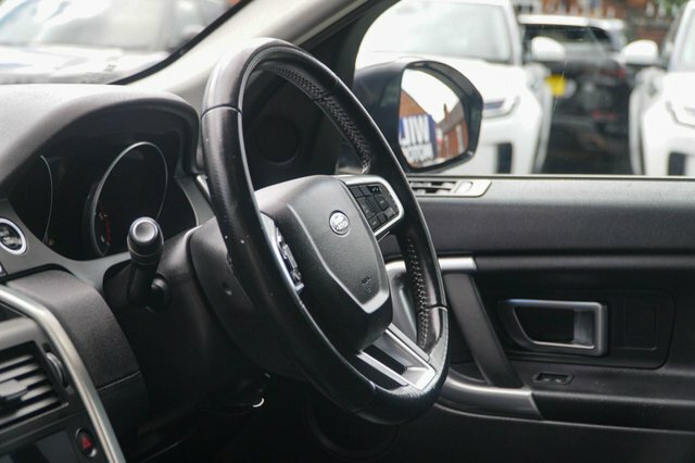 Land Rover Discovery Sport Se Tech Grey #23