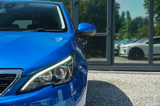 Peugeot 308 1.5 Bluehdi Ss Allure Digital 129 Bhp Black #15