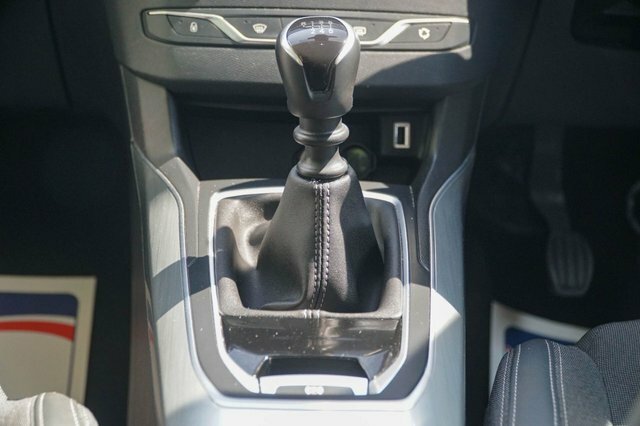 Peugeot 308 1.5 Bluehdi Ss Allure Digital 129 Bhp Black #34
