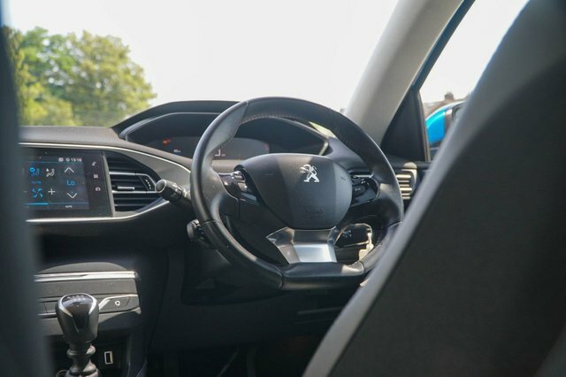 Peugeot 308 1.5 Bluehdi Ss Allure Digital 129 Bhp Black #33