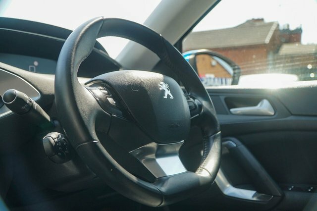 Peugeot 308 1.5 Bluehdi Ss Allure Digital 129 Bhp Black #23