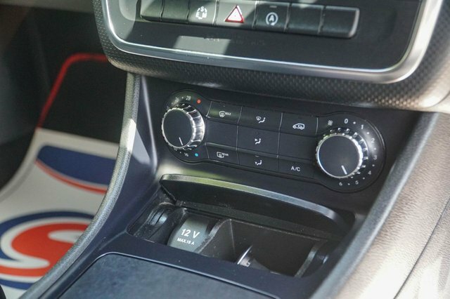 Mercedes-Benz A Class 1.5 A180 Cdi Amg Sport 7G-dct Euro 6 Ss White #46