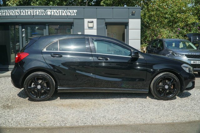 Mercedes-Benz A Class 2015 1.5 A180 Cdi Sport Edition Hatchback Dies Black #3