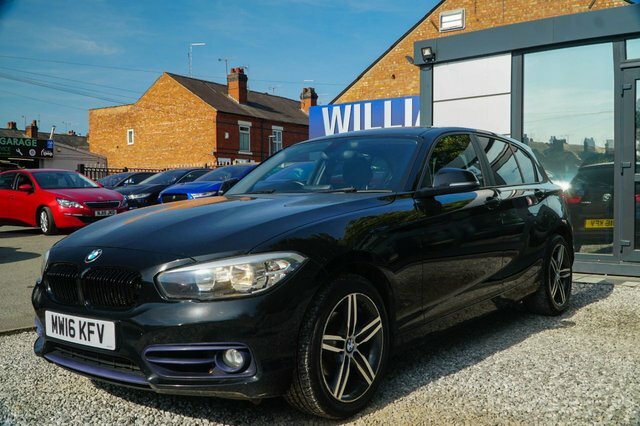 BMW 1 Series 2016 2.0 118D Sport Hatchback Eu Black #5