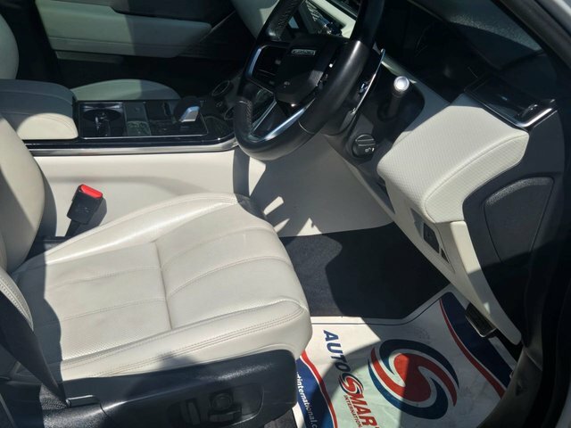 Land Rover Range Rover Velar 2022 2.0 D200 Mhev Edition Suv 4Wd White #3