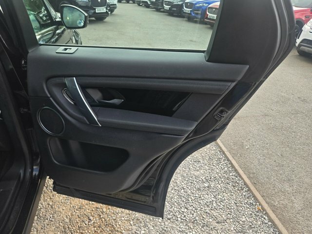 Land Rover Discovery Sport Discovery Sport Hse D Black #37