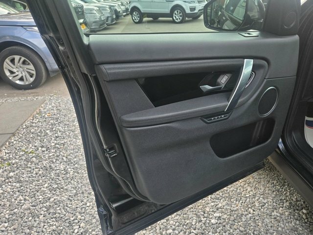 Land Rover Discovery Sport Discovery Sport Hse D Black #40