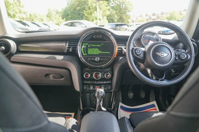 Mini Hatch 2017 2.0 Cooper S Hatchback Euro YE17PJY Red #4