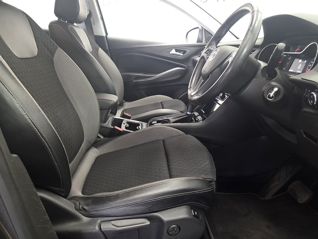 Vauxhall Grandland X 1.2 Turbo Gpf Tech Line Nav Suv Eu Grey #3