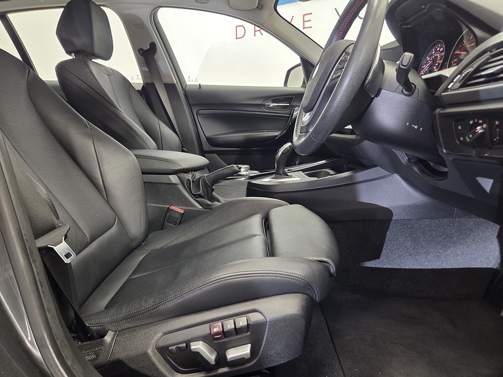 BMW 1 Series 2.0 120I Sport Hatchback Euro 6 S Grey #3
