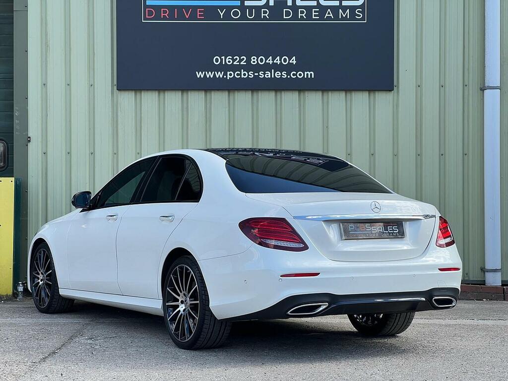 Mercedes-Benz E Class 2.0 E300d Amg Line Night Edition Premium Plus Sa White #4