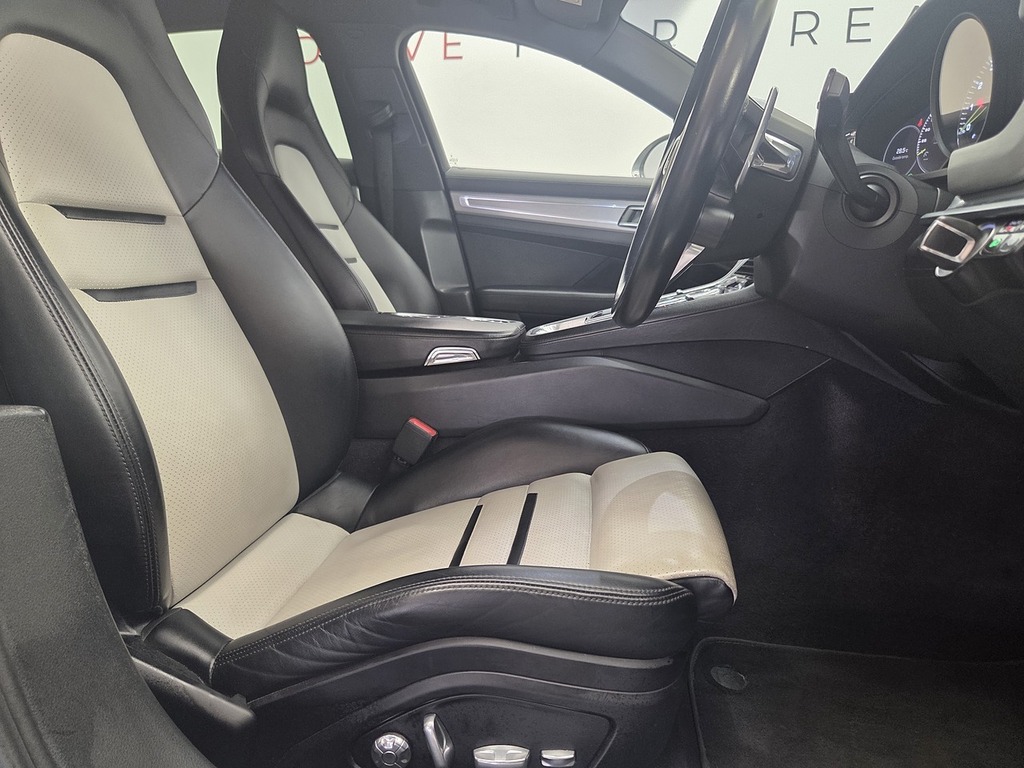 Porsche Panamera 2.9 V6 E-hybrid 14Kwh 4 Executive Saloon Petro Silver #3