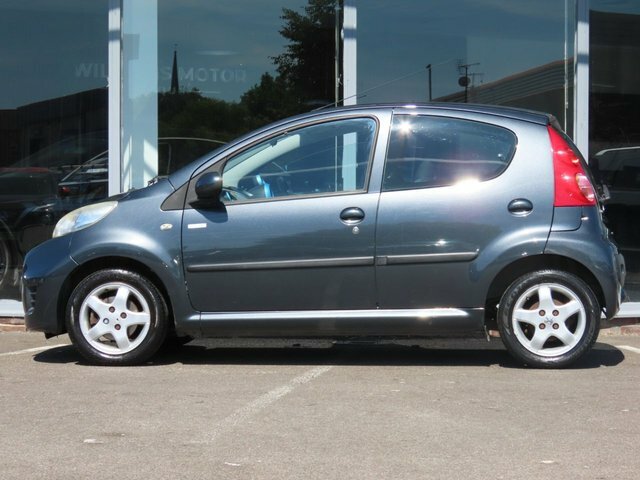 Peugeot 107 2010 1.0 12V Urban Hatchback 2 Tronic E Blue #6