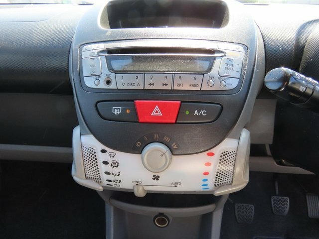 Peugeot 107 2010 1.0 12V Urban Hatchback 2 Tronic E Blue #11