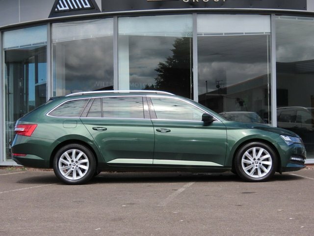 Skoda Superb 2019 1.6 Tdi Se Technology Estate Dsg E Green #3