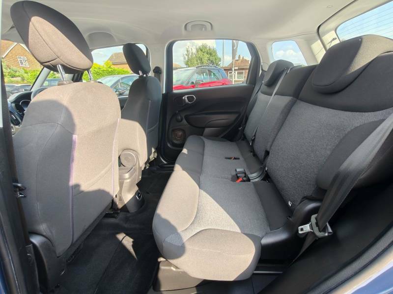 Fiat 500L 1.4 Cross Red #30