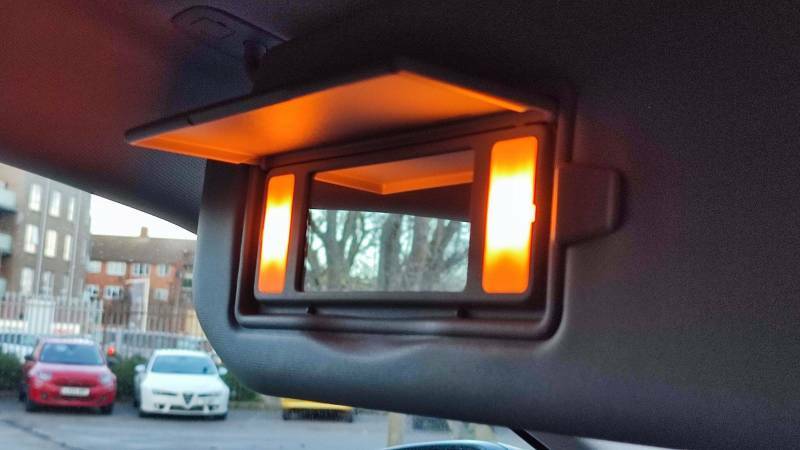 Citroen C5 Aircross 1.5 Bluehdi 130 Shine Red #34