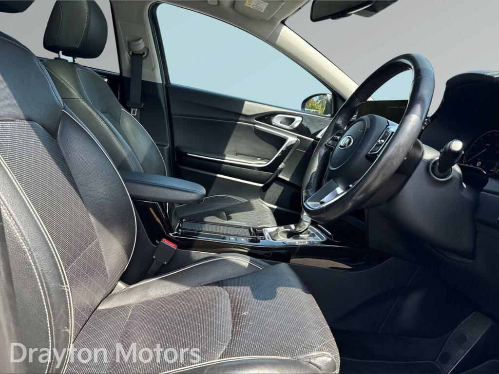 Kia Xceed 2021 1.6 Crdi Mhev 3 Suv Hybrid Grey #13