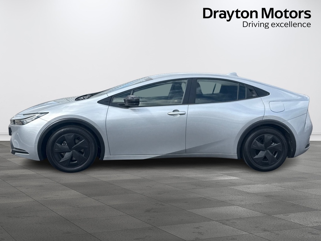Toyota Prius 2.0 13.6Kwh Design Hatchback Plug-in Hy GJ75RGO Silver #5