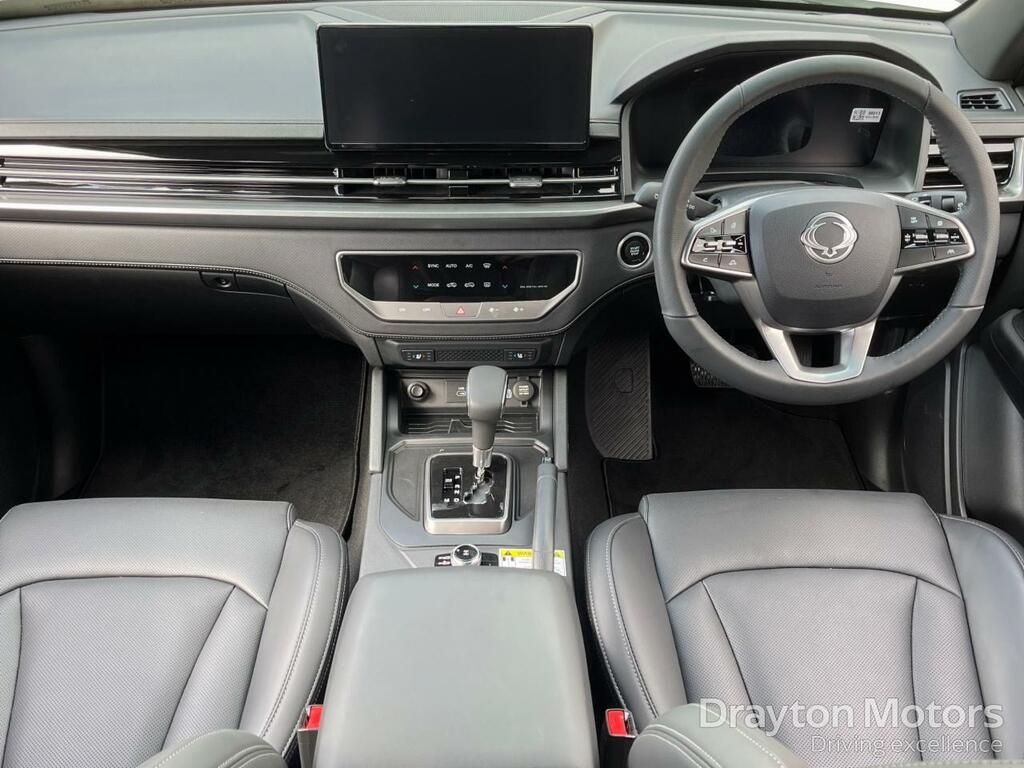 SsangYong Musso 2.2D Saracen Pickup Double Cab 4Wd White #2