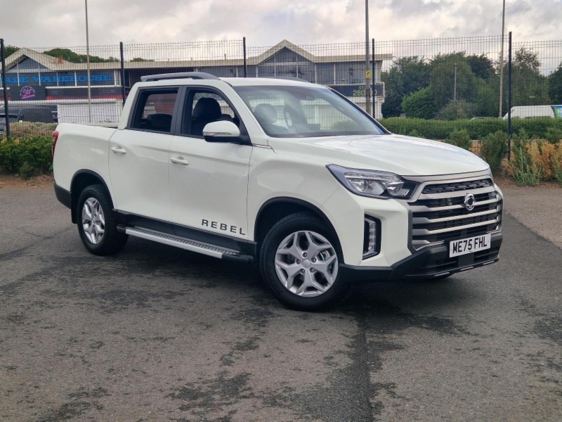 SsangYong Musso 2.2D Rebel Pickup Double Cab 4Wd E White