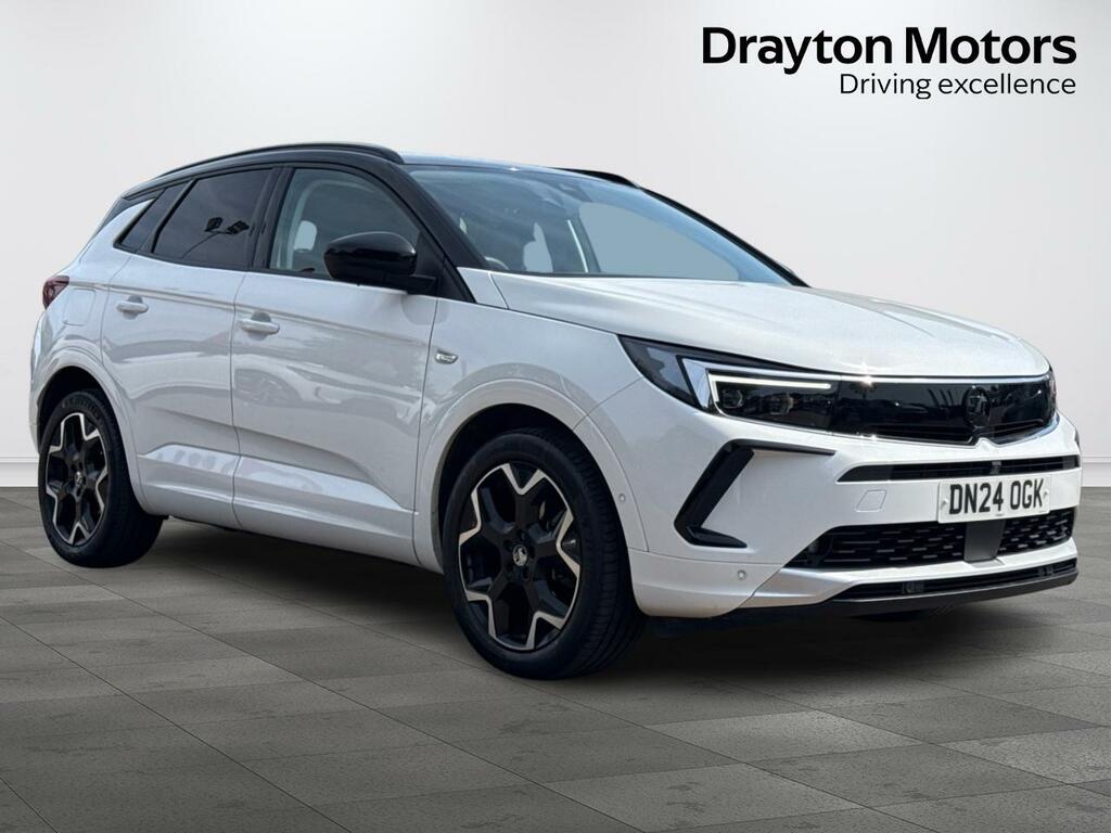 Vauxhall Grandland 1.6 14.2Kwh Ultimate Suv Plug-in Hybrid White
