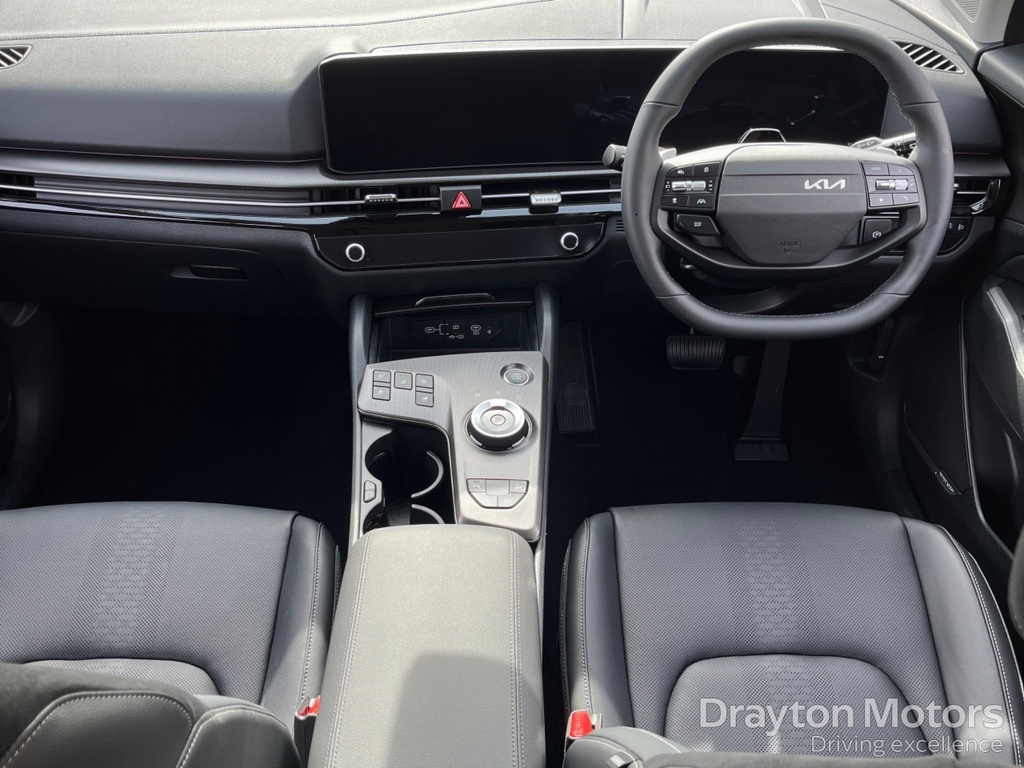 Kia Sportage Sportage 1.6T Gdi Hev Storm Estate Silver #2