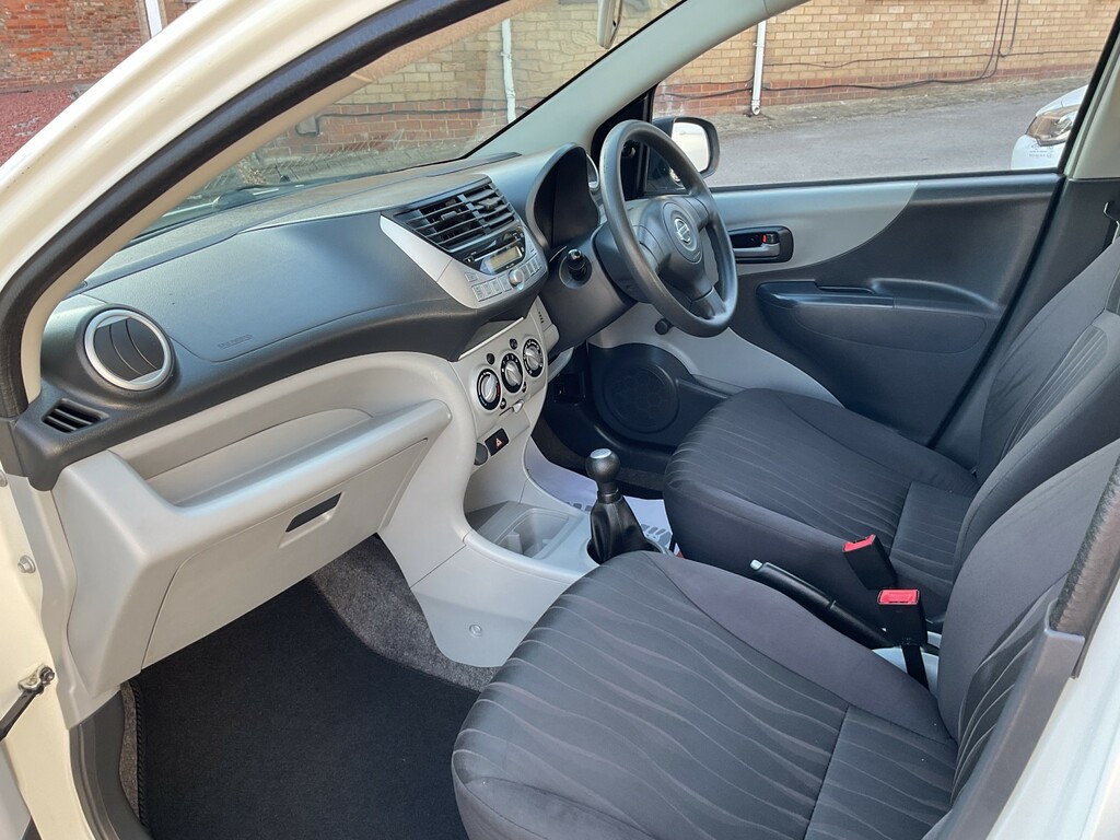 Nissan Pixo 1.0 Visia Euro 5  #14