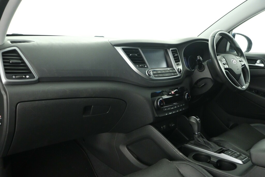 Hyundai Tucson 1.7 Crdi Se Nav Blue Drive 114 Bhp Blue #11
