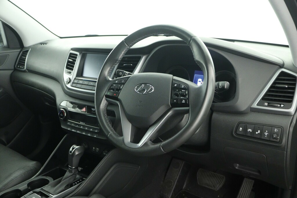 Hyundai Tucson 1.7 Crdi Se Nav Blue Drive 114 Bhp Blue #15