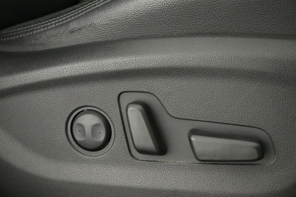 Hyundai Tucson 1.7 Crdi Se Nav Blue Drive 114 Bhp Blue #16